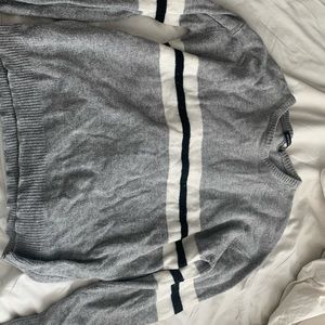 Brandy Melville sweater